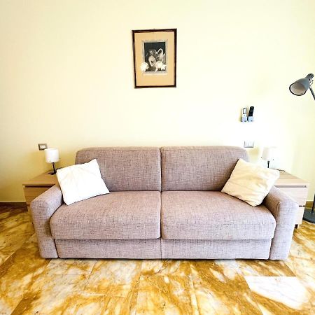 Accomodo Mib27 Bivano Centrale Villa Milano Esterno foto