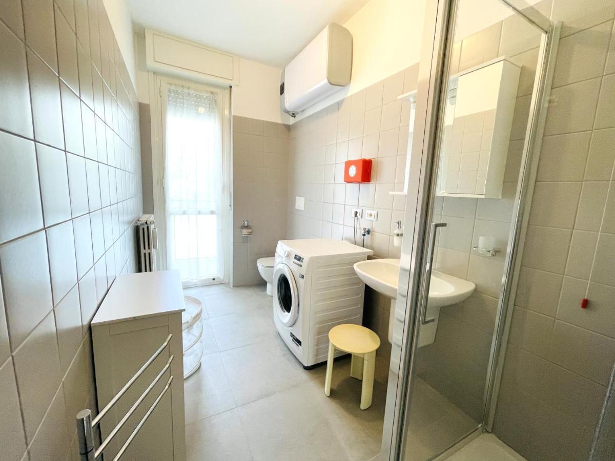Accomodo Mib27 Bivano Centrale Villa Milano Esterno foto