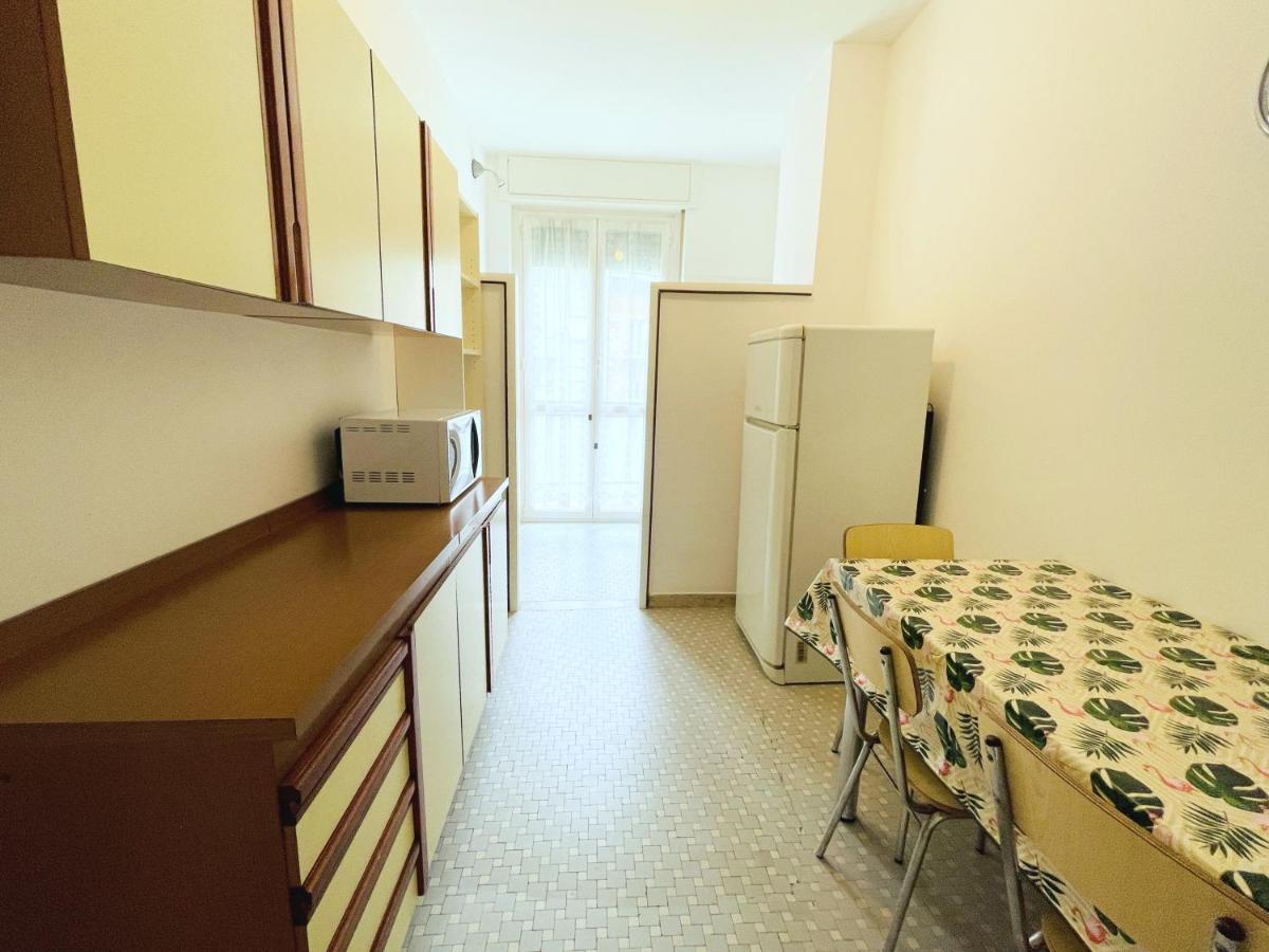 Accomodo Mib27 Bivano Centrale Villa Milano Esterno foto
