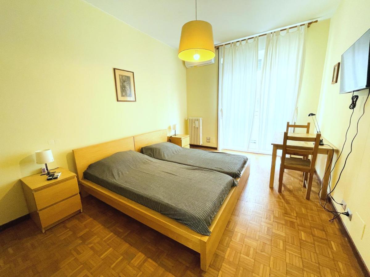 Accomodo Mib27 Bivano Centrale Villa Milano Esterno foto